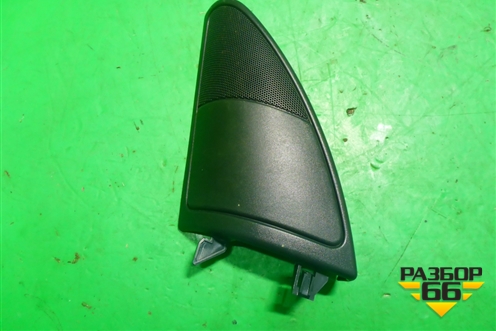 Накладка двери передней левой уголок (PC01006609) для Land Rover Range Rover Sport с 2005-2012г