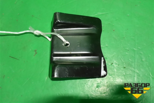 Кузовной элемент (кронштейн задней панели новый) (5833602050) для Toyota Corolla (E18) с 2012-2019г