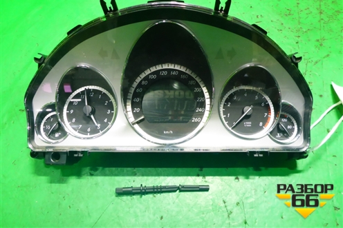 Щиток приборов АКПП (A2129004804) для Mercedes Benz E-Klass C207 (купе) с 2009г