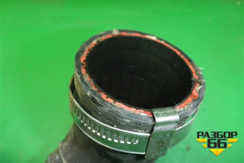 Патрубок интеркулера резиновый (AH229F072AD) для Land Rover Range Rover Sport с 2005-2012г