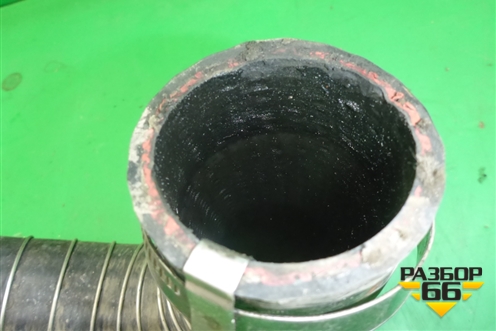Патрубок интеркулера резиновый (AH229F072AD) для Land Rover Range Rover Sport с 2005-2012г