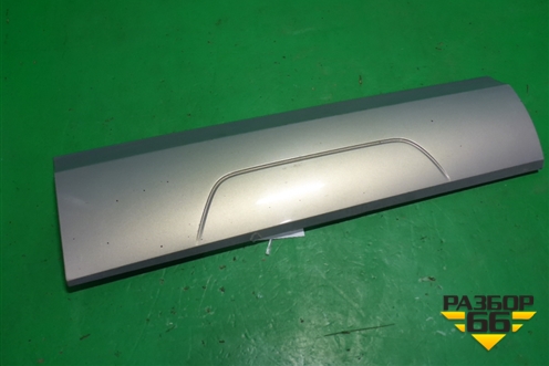 Накладка двери задней правой (до 2014г крашеная) (8U0853970D) для Audi Q3 с 2011-2018г
