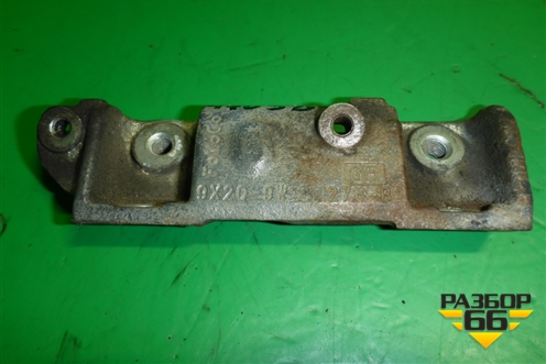 Кронштейн (топливной рейки 3.0л 306DT) (9X2Q9W276B) для Land Rover Range Rover Sport с 2005-2012г