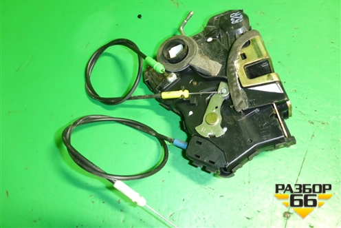 Замок двери передней правой (2 контакта) для Toyota Avensis с 2003-2009г