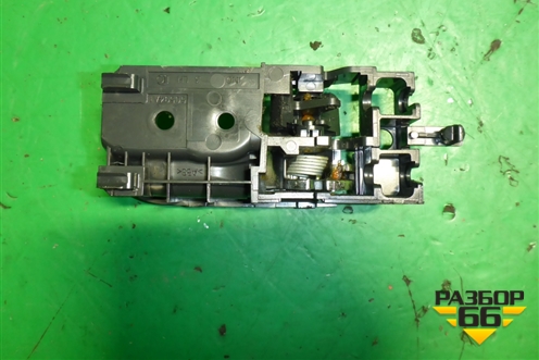Ручка внутренняя двери передней левой для Toyota Avensis с 2003-2009г