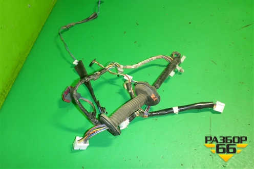 Проводка двери задней левой (8215405170) для Toyota Avensis с 2003-2009г