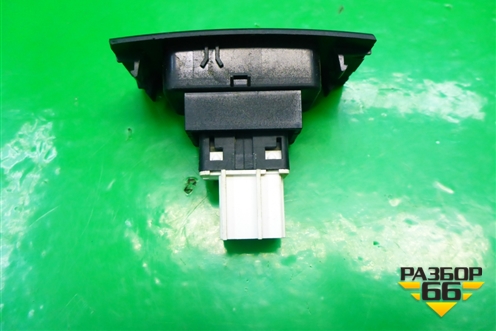 Кнопка аварийной сигнализации (5C6953509A) для Volkswagen Jetta с 2010-2019г