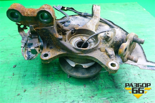 Кулак поворотный передний правый (3.0л 1MZ-FE АКПП) для Toyota Camry CV3 с 2001-2006г