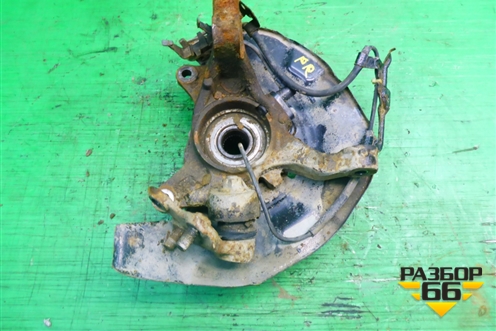 Кулак поворотный передний правый (3.0л 1MZ-FE АКПП) для Toyota Camry CV3 с 2001-2006г