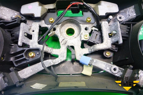 Рулевое колесо под AIR BAG без AIR BAG (с круиз контролем) для Toyota Camry CV3 с 2001-2006г
