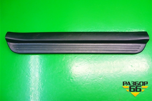 Накладка порога внутренняя переднего правого (6791333030) для Toyota Camry CV3 с 2001-2006г