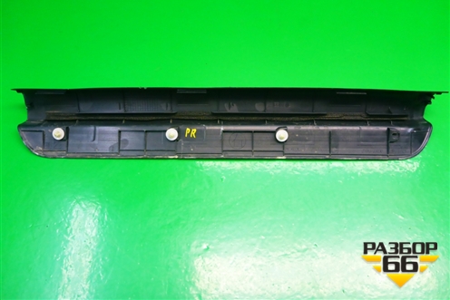 Накладка порога внутренняя переднего правого (6791333030) для Toyota Camry CV3 с 2001-2006г
