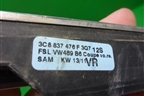 Накладка стекла переднего правого (3C8837476F) для Volkswagen Passat-CC с 2008г