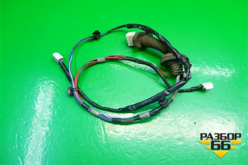 Проводка двери задней правой (8215333210) для Toyota Camry CV3 с 2001-2006г