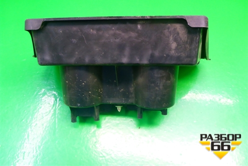 Подстаканник (в багажник) (6449033010) для Toyota Camry CV3 с 2001-2006г