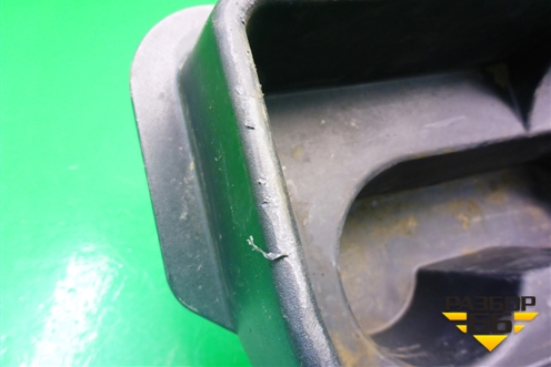 Подстаканник (в багажник) (6449033010) для Toyota Camry CV3 с 2001-2006г