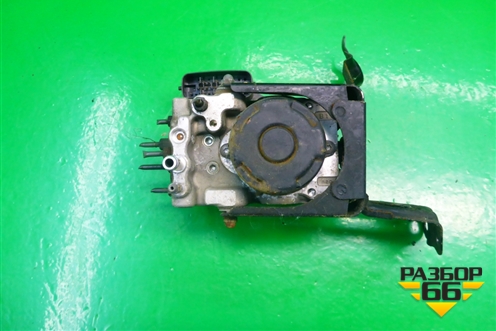 Блок ABS для Toyota Camry CV3 с 2001-2006г