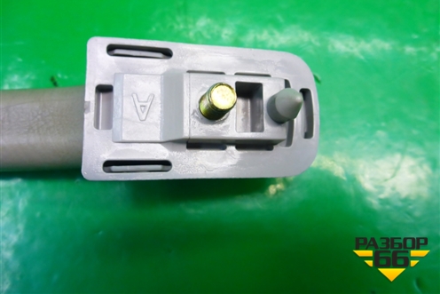Ручка внутренняя потолочная (передняя) для Toyota Camry CV3 с 2001-2006г