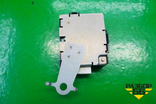 Блок электронный (управления дверьми) (8974133340) для Toyota Camry CV3 с 2001-2006г