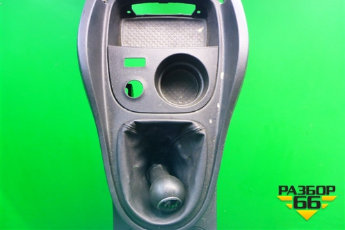 Консоль для Seat Leon с 2005-2013г