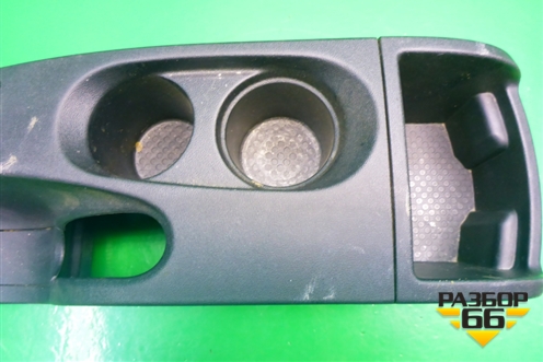 Консоль для Seat Leon с 2005-2013г
