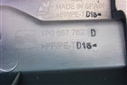 Держатель задней полки правый (5ти дверный кузов) (1P0867762D) для Seat Leon с 2005-2013г