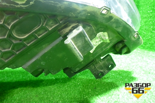 Фара правая (галоген с LED габаритом) (92102F1010) для Kia Sportage с 2016-2022г