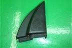 Накладка двери передней правой уголок (6749105060) для Toyota Avensis с 2003-2009г