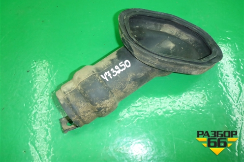 Кожух рулевой колонки (нижний) (4526813060) для Toyota Avensis с 2003-2009г