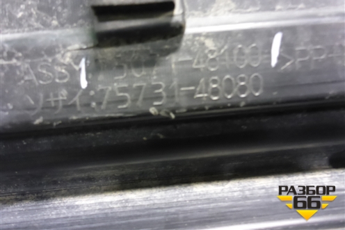 Накладка двери передней правой (7507148100) для Lexus RX 350 c 2015г