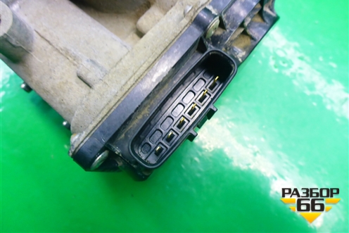 Заслонка дроссельная электрическая (1.3л 2SZ-FE) (2203023010) для Toyota Yaris с 2005-2011г