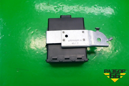 Блок управления центральным замком (897410D030) для Toyota Yaris с 2005-2011г