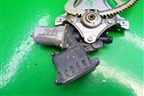 Стеклоподъёмник электрический передний левый для Toyota Yaris с 2005-2011г