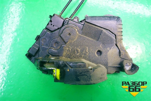 Замок двери передней левой для Toyota Yaris с 2005-2011г