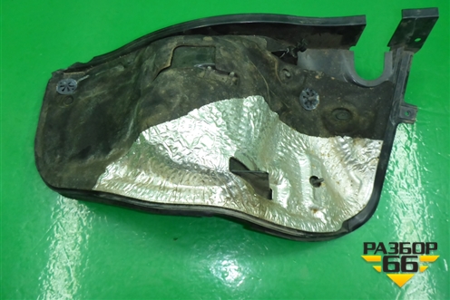 Короб водоотводящий (правый) (7P6819512C) для Volkswagen Touareg с 2010-2018г