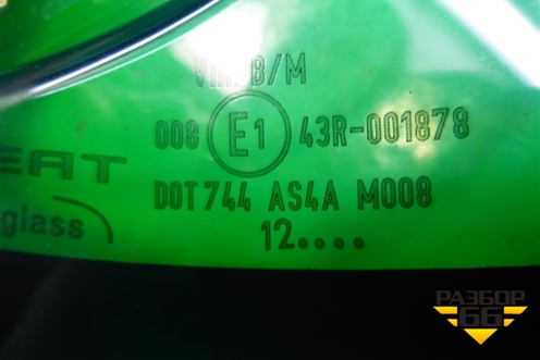 Стекло глухое левое (заднее 2012г) для Seat Leon с 2005-2013г