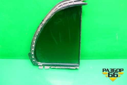 Стекло двери задней левой форточка (2008г) для Toyota Yaris с 2005-2011г