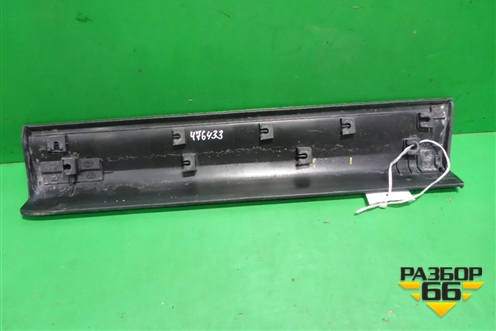Накладка двери задней правой (KB7W72010) (KB7W51RC1) для Mazda CX 5 с 2017г