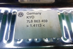 Обшивка багажника на заднюю панель (7L6863459) для Volkswagen Touareg c 2002-2010г