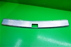 Обшивка багажника на заднюю панель (7L6863459) для Volkswagen Touareg c 2002-2010г