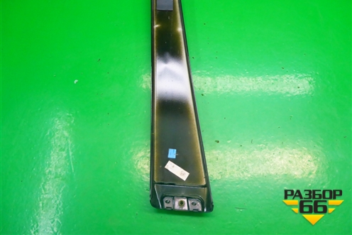 Накладка стойки (центральной левой) (7L6853317) для Volkswagen Touareg c 2002-2010г