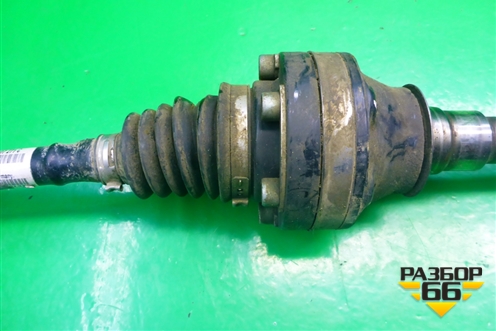 Привод передний левый (3.2 л BMV) (7L0407271C) для Volkswagen Touareg c 2002-2010г