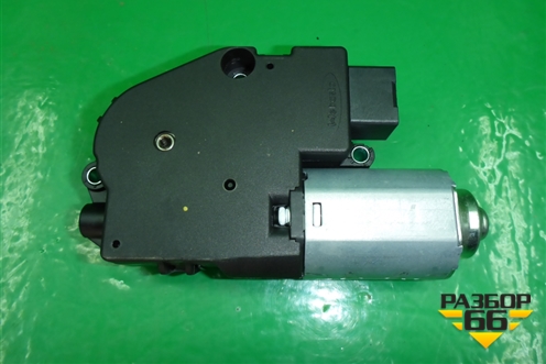 Моторчик люка для Nissan Qashqai (J10E) с 2006-2013г