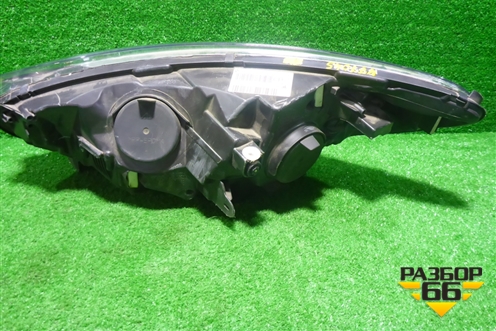 Фара правая (галоген) (260108765R) для Renault Kaptur с 2016г