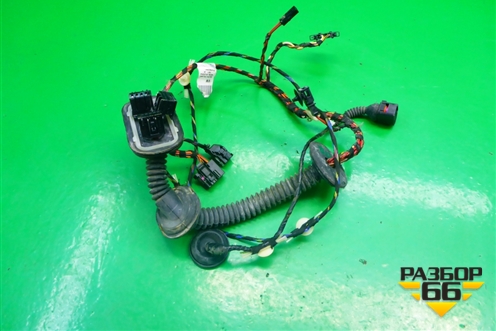 Проводка двери передней правой (7L6971120D) для Volkswagen Touareg c 2002-2010г