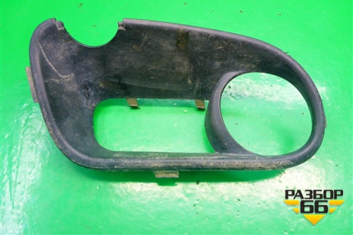Накладка ПТФ левая (до 2006г) (7L6853663) для Volkswagen Touareg c 2002-2010г