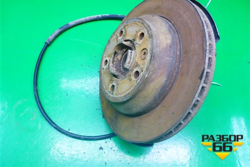 Кулак задний левый (7L0505435B) для Volkswagen Touareg c 2002-2010г