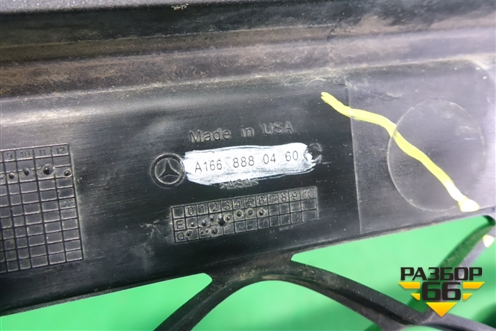 Решетка радиатора (A1668880460) для Mercedes Benz GL-Klass X166 с 2012г