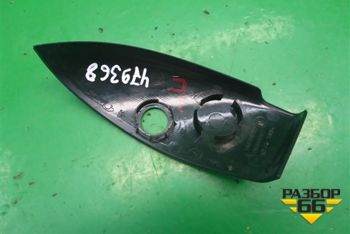 Накладка двери передней левой уголок (9637846277) для Peugeot 307 с 2001-2007г