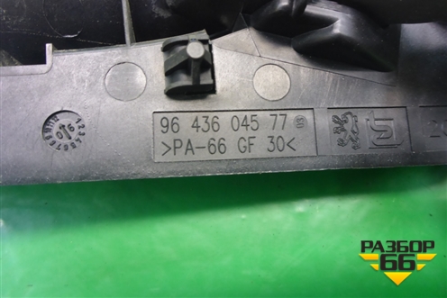 Ручка внутренняя двери передней левой (9643604577) для Peugeot 307 с 2001-2007г